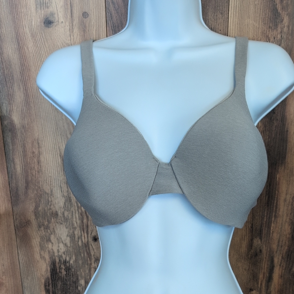 Hanes Women's Gray Padded Underwire Comfort Bra 36D